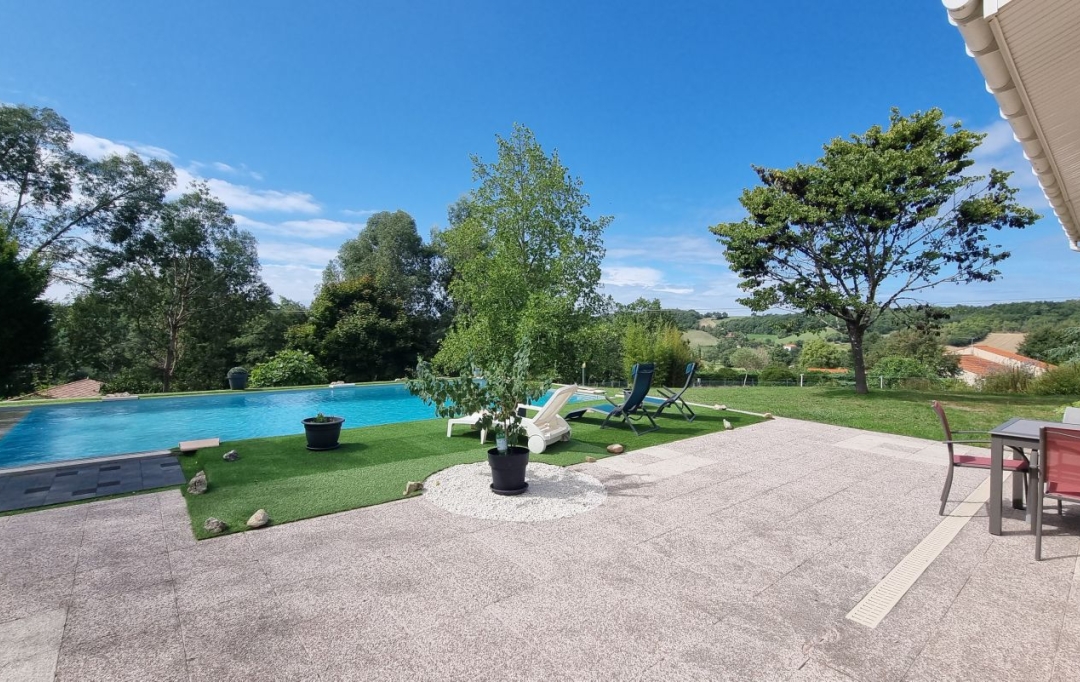 ACCES IMMOBILIER : Maison / Villa | CABANES (81500) | 123 m2 | 385 000 € 