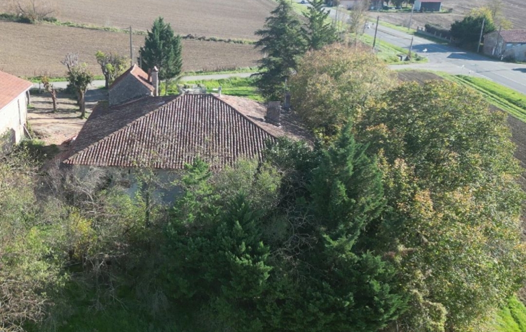 ACCES IMMOBILIER : House | CASTELNAU-D'ESTRETEFONDS (31620) | 580 m2 | 199 000 &euro; 