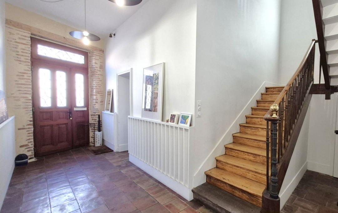 ACCES IMMOBILIER : Maison / Villa | LAVAUR (81500) | 476 m2 | 760 000 &euro; 