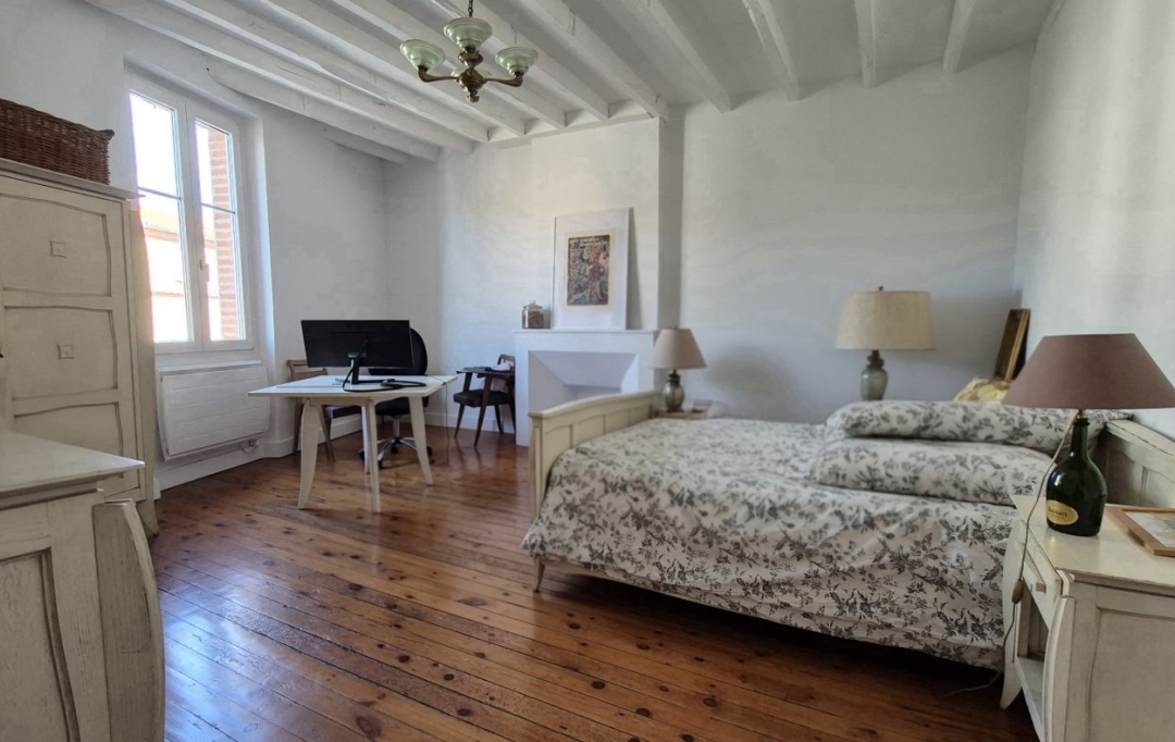 ACCES IMMOBILIER : Maison / Villa | LAVAUR (81500) | 476 m2 | 760 000 &euro; 