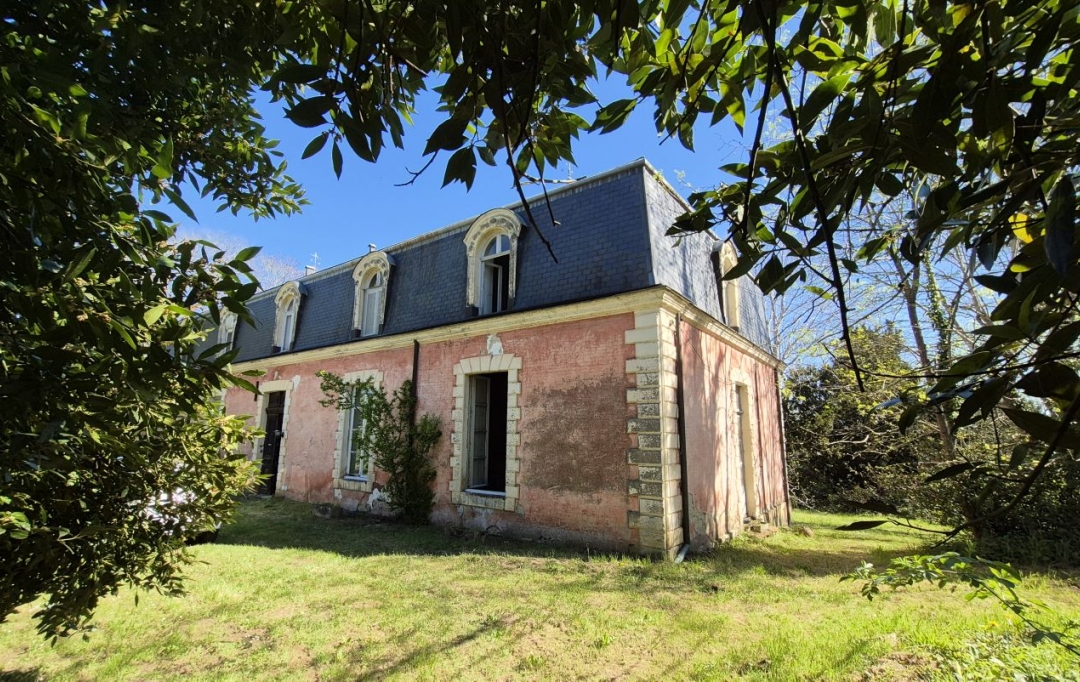 ACCES IMMOBILIER : Maison / Villa | GRAULHET (81300) | 465 m2 | 395 000 &euro; 