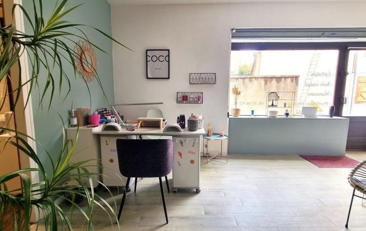 Local commercial BUZET-SUR-TARN 64 m2 29 000 € Local commercial BUZET-SUR-TARN 64 m2 29 000 €