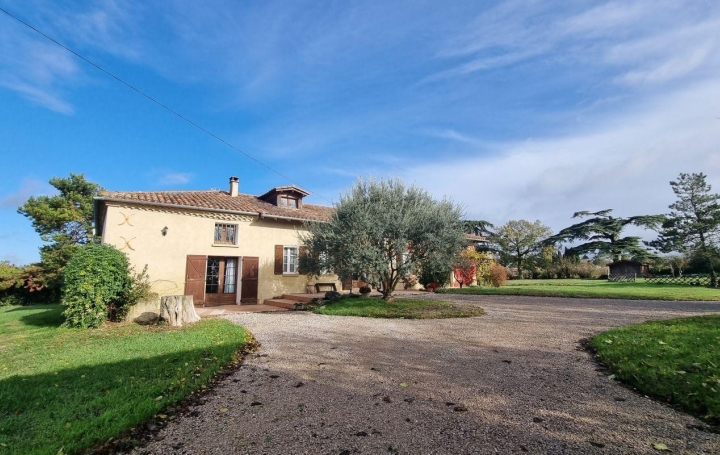 Maison L'ISLE-JOURDAIN 190 m2 366 000 € Maison L'ISLE-JOURDAIN 190 m2 366 000 €
